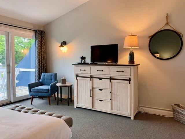 Smuggler'S Cove Inn Boothbay 外观 照片
